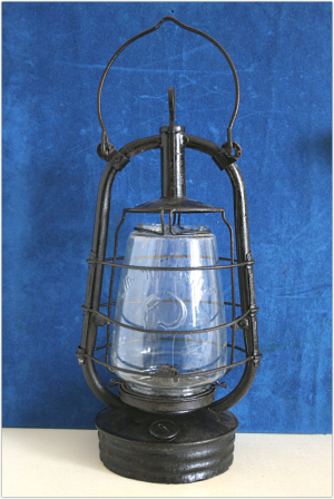 Керосиновая лампа «Красный факел»